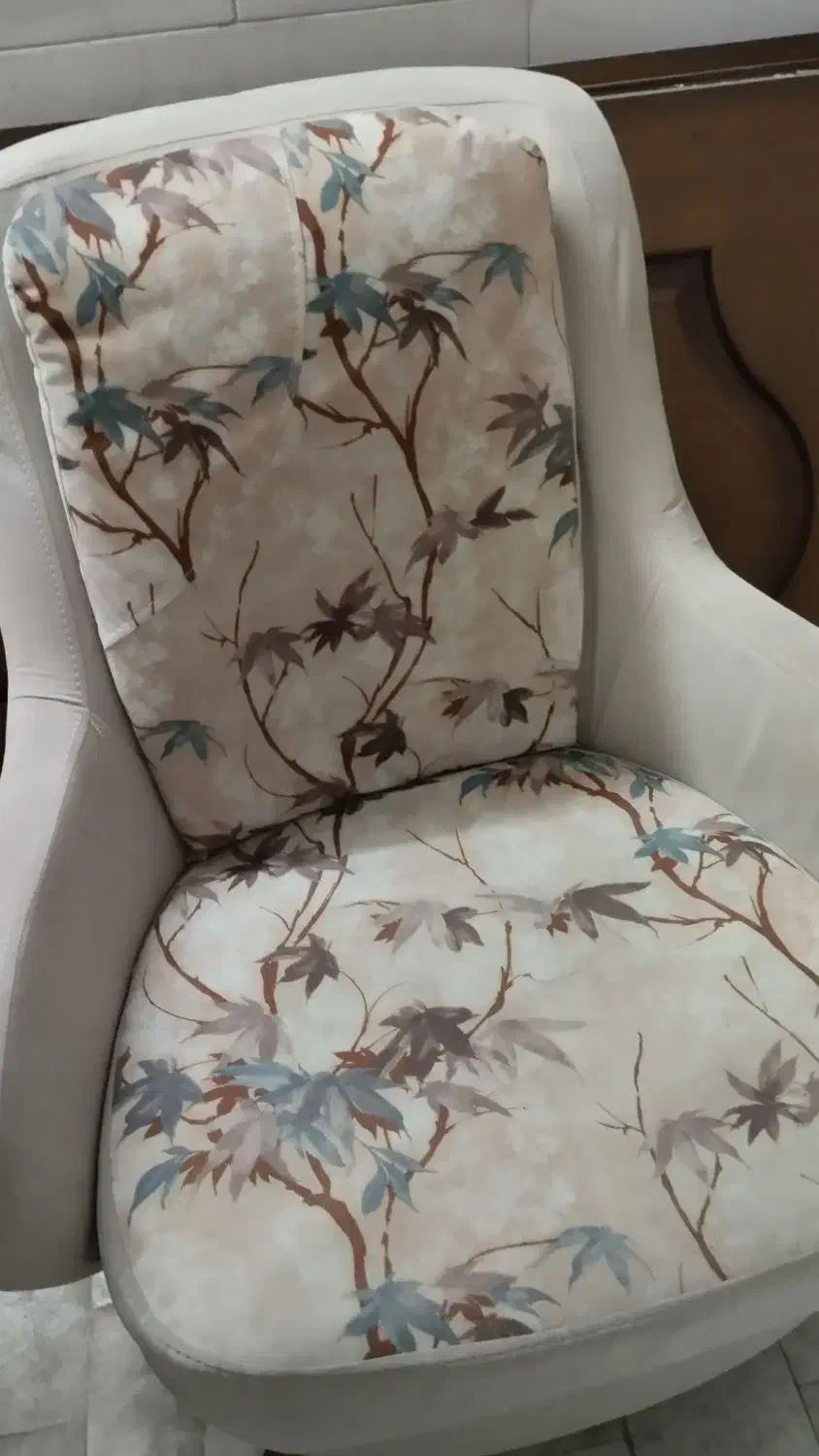 مبل راحتی|مبلمان خانگی و میز عسلی|قم, شهر قائم|دیوار