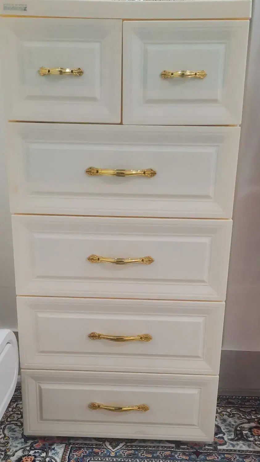 لوازم خانه گلیم و دراور ومیزتلوزیون.گلیم اشپزخونه|حراج|بیرجند, |دیوار