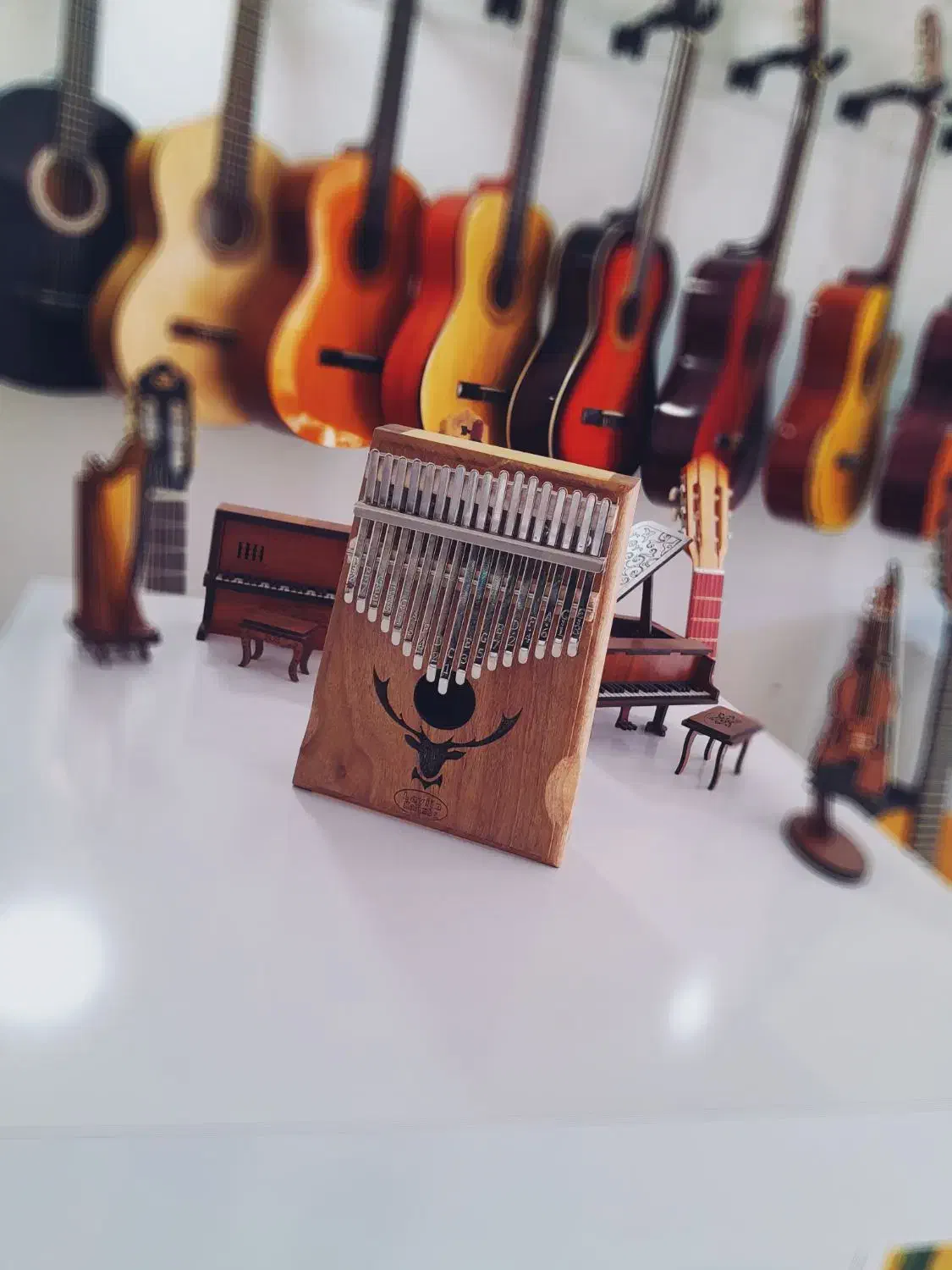 کالیمبا لاوین تمام چوب تیغه ها وارداتی با کیف چکش|پیانو، کیبورد، آکاردئون|شاهین‌شهر, خبرنگار|دیوار