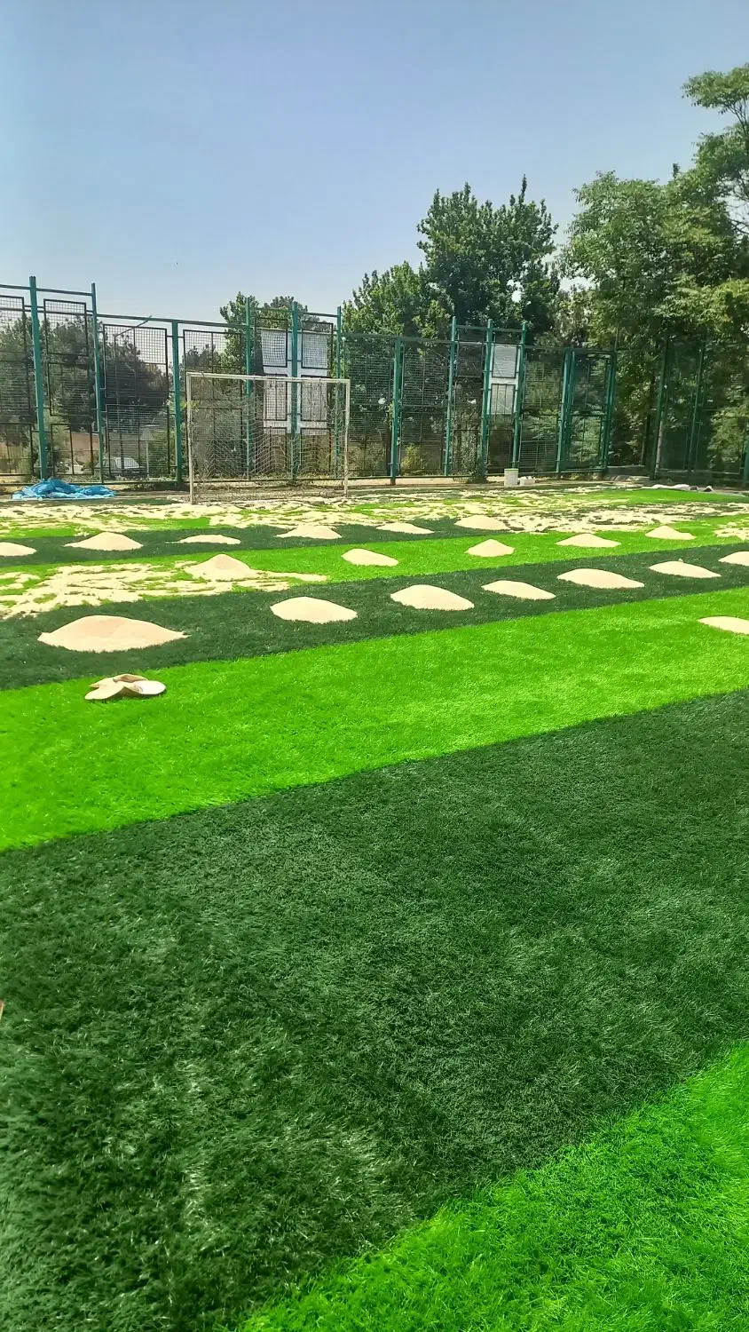 نصب موکت وچمن.ورزشی وتزئینی.ترمود.تایل|خدمات پیشه و مهارت|تهران, ائمه اطهار|دیوار