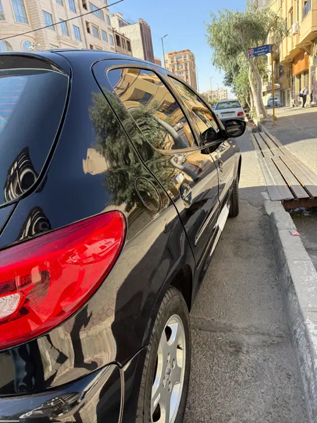 ۲۰۷ مدل ۴۰۲|خودرو سواری و وانت|قم, سالاریه|دیوار