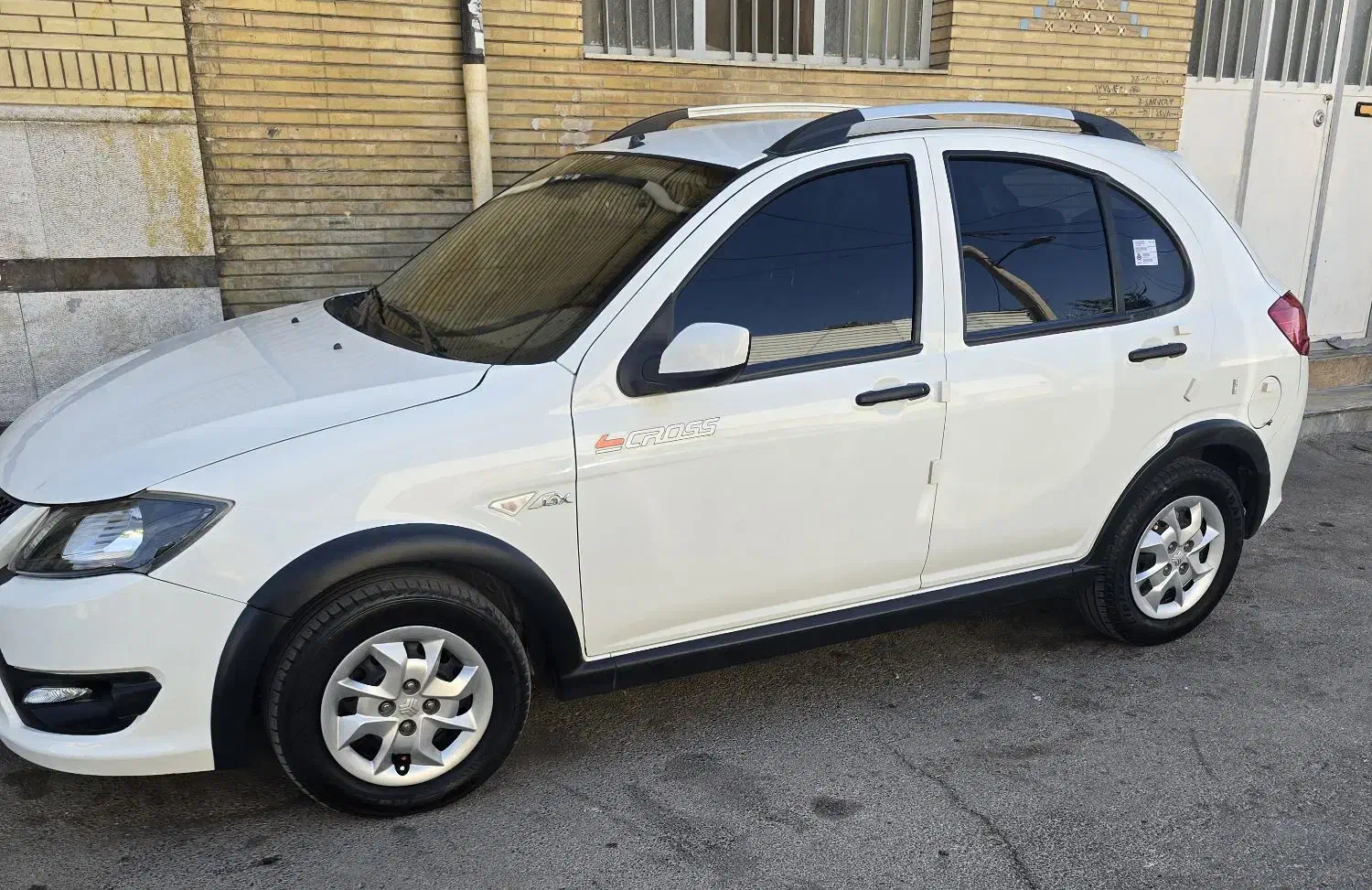 کوییک GX مدل 1403 فول تمام فابریک کم کارو خونگی|خودرو سواری و وانت|شیراز, شیشهگری|دیوار