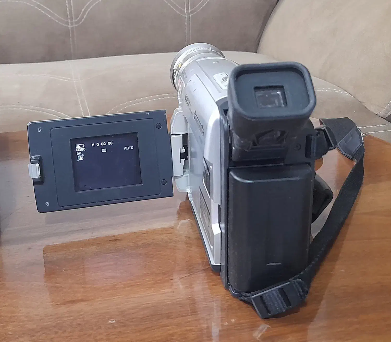 دوربین فیلمبرداری پاناسونیک|دوربین عکاسی و فیلمبرداری|بیرجند, |دیوار