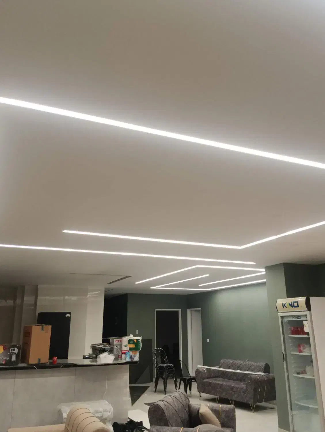 برقکار ساختمان نصب و تعمیرات تابلو برق|خدمات پیشه و مهارت|صدرا-فارس, فاز ۱|دیوار