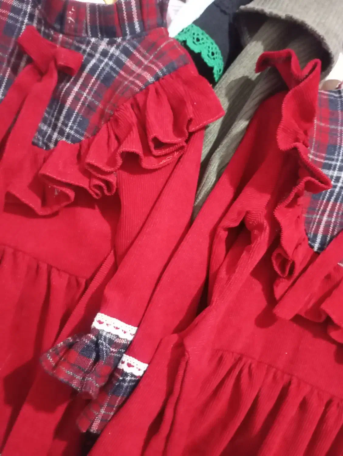 لباس یلدایی خواهرانه|کفش و لباس بچه|مشهد, ولیعصر (شهرک غرب)|دیوار