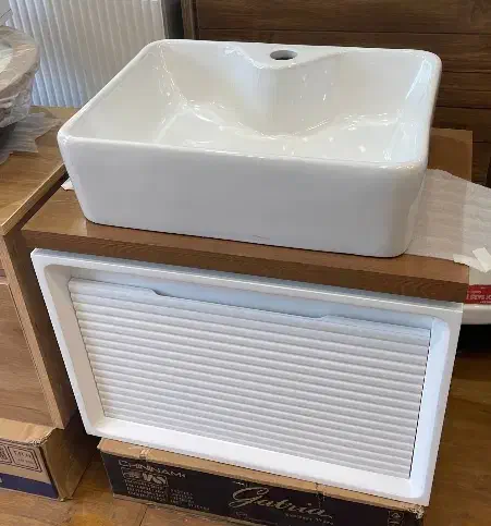 روشویی کابینتی فروش ویژه|لوازم سرویس بهداشتی|رشت, سعدی (تختی)|دیوار