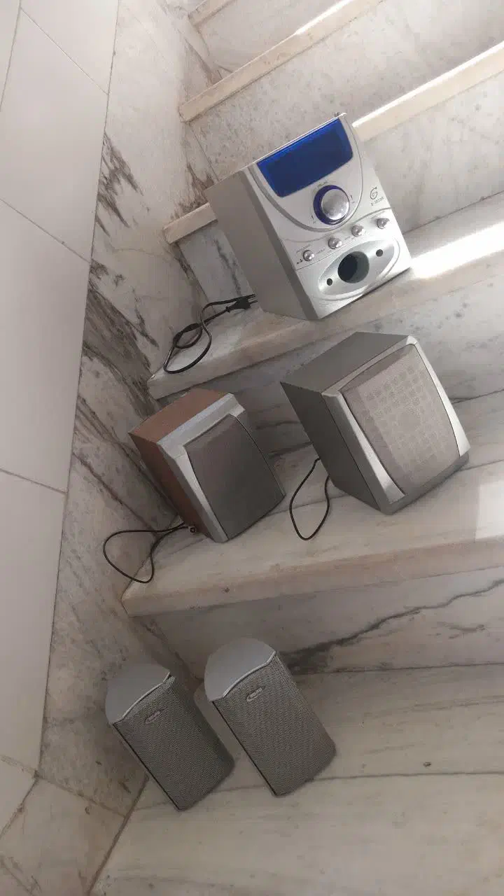 باند سالم در حد نو همش باهم ۷۵۰|سیستم صوتی خانگی|قم, نیروگاه|دیوار