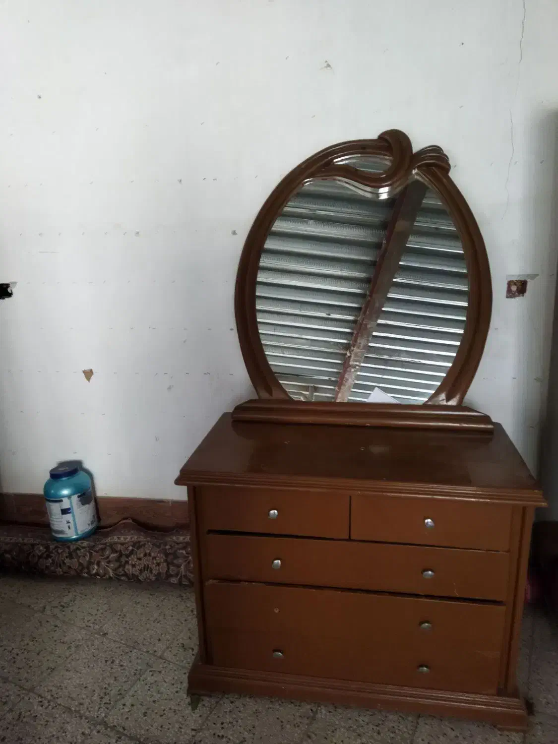 کمد دراور|جاکفشی، کمد، دراور|تربت‌حیدریه, بی بی حسنیه|دیوار