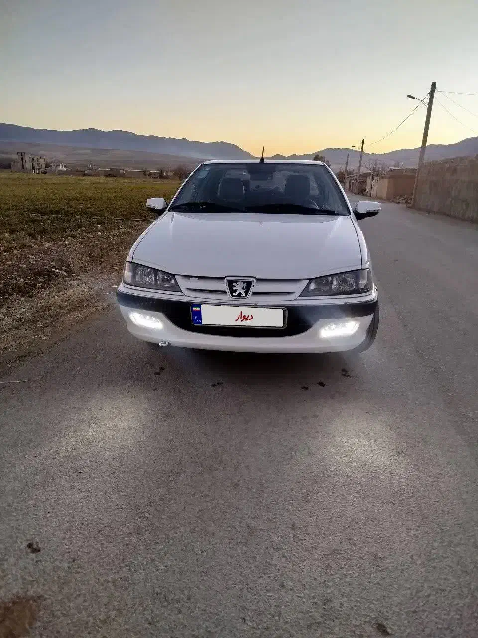 پارس ۴۰۳ متور جدید|خودرو سواری و وانت|خرم‌آباد, |دیوار