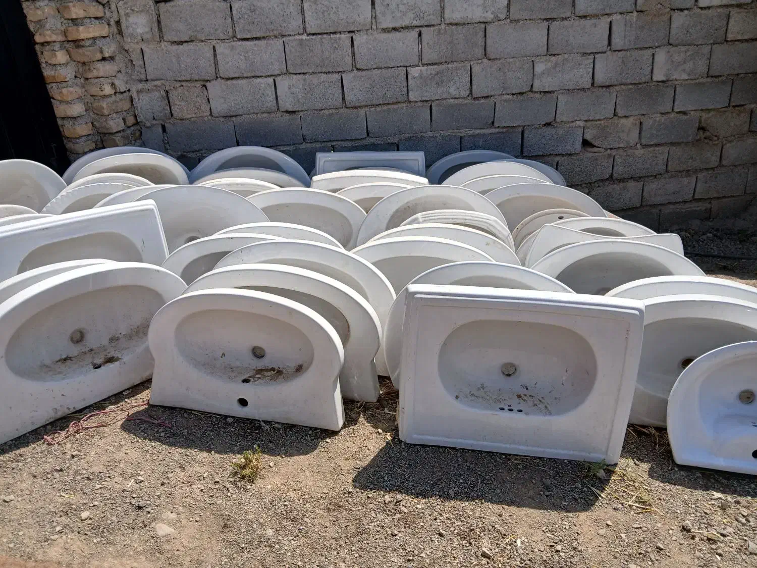 سنگ روشویی در حصارخروان|لوازم سرویس بهداشتی|محمدیه-قزوین, |دیوار