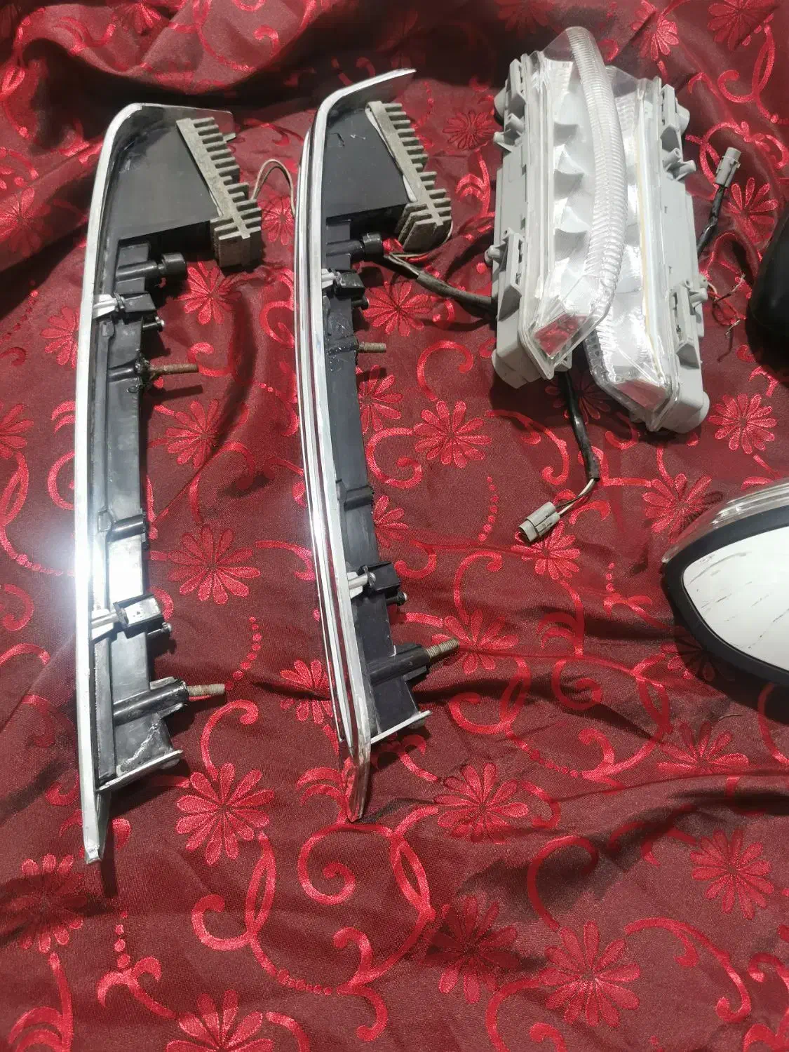 چراغ مرسدس بنز کلاس سی و چراغ 206|قطعات یدکی و لوازم جانبی|آفتاب, |دیوار