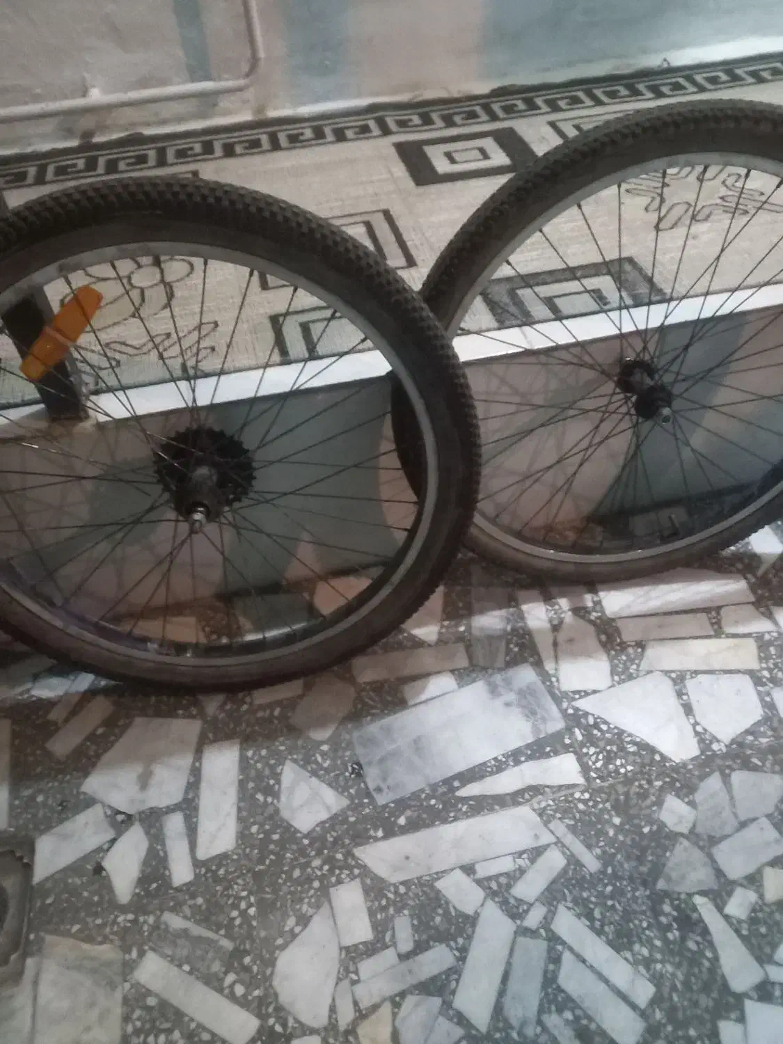 دوعددطوقه درحد نو|دوچرخه، اسکیت، اسکوتر|صومعه‌سرا, |دیوار