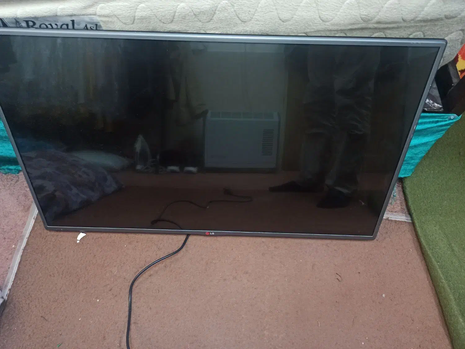 تلویزیون ال سی دی 43اینچ به فروش میرود|تلویزیون و پروژکتور|ری, ولی آباد|دیوار