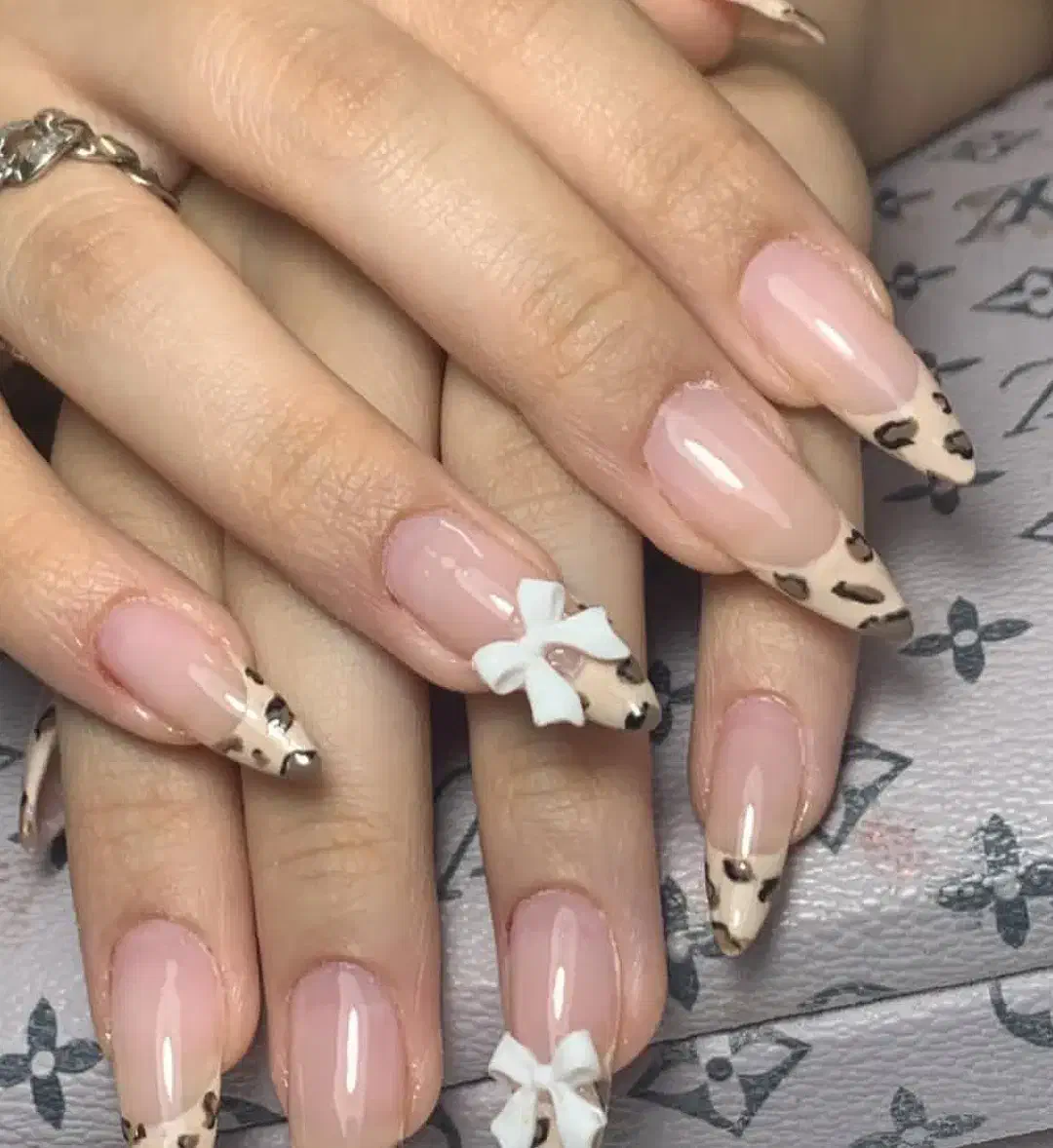 آفر یلدایی کاشت ناخن ۱۶۵|خدمات آرایشگری و زیبایی|شاهین‌شهر, نظامی|دیوار