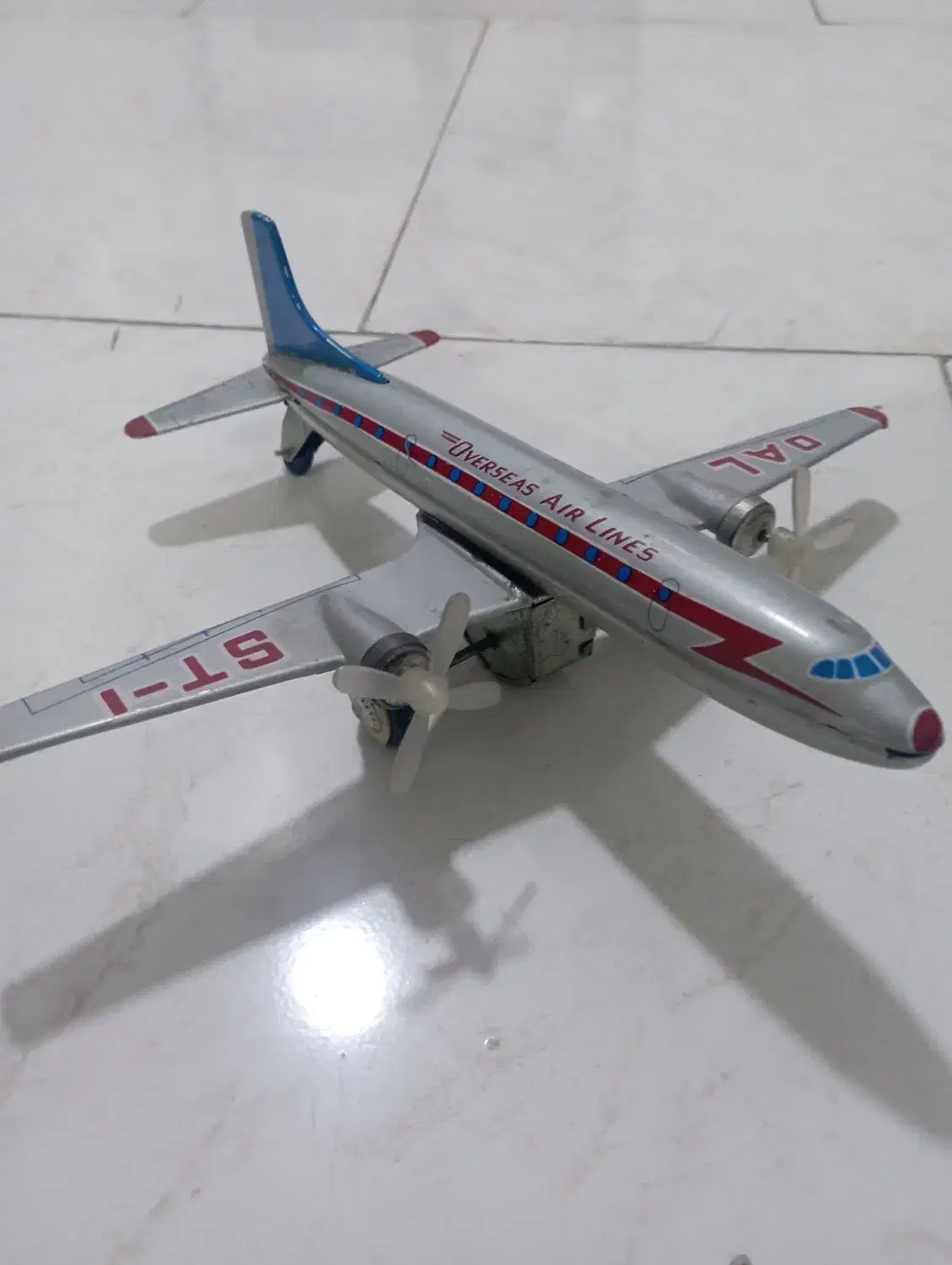 هواپیما|کلکسیون اشیاء عتیقه|نسیم‌شهر, |دیوار