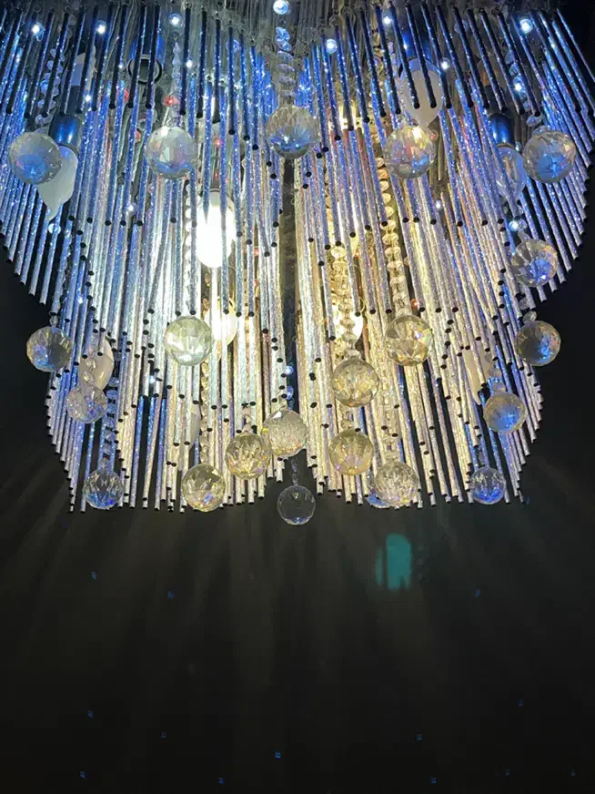 لوستر|لوستر و چراغ آویز|مشهد, شهید فرامرز عباسی|دیوار