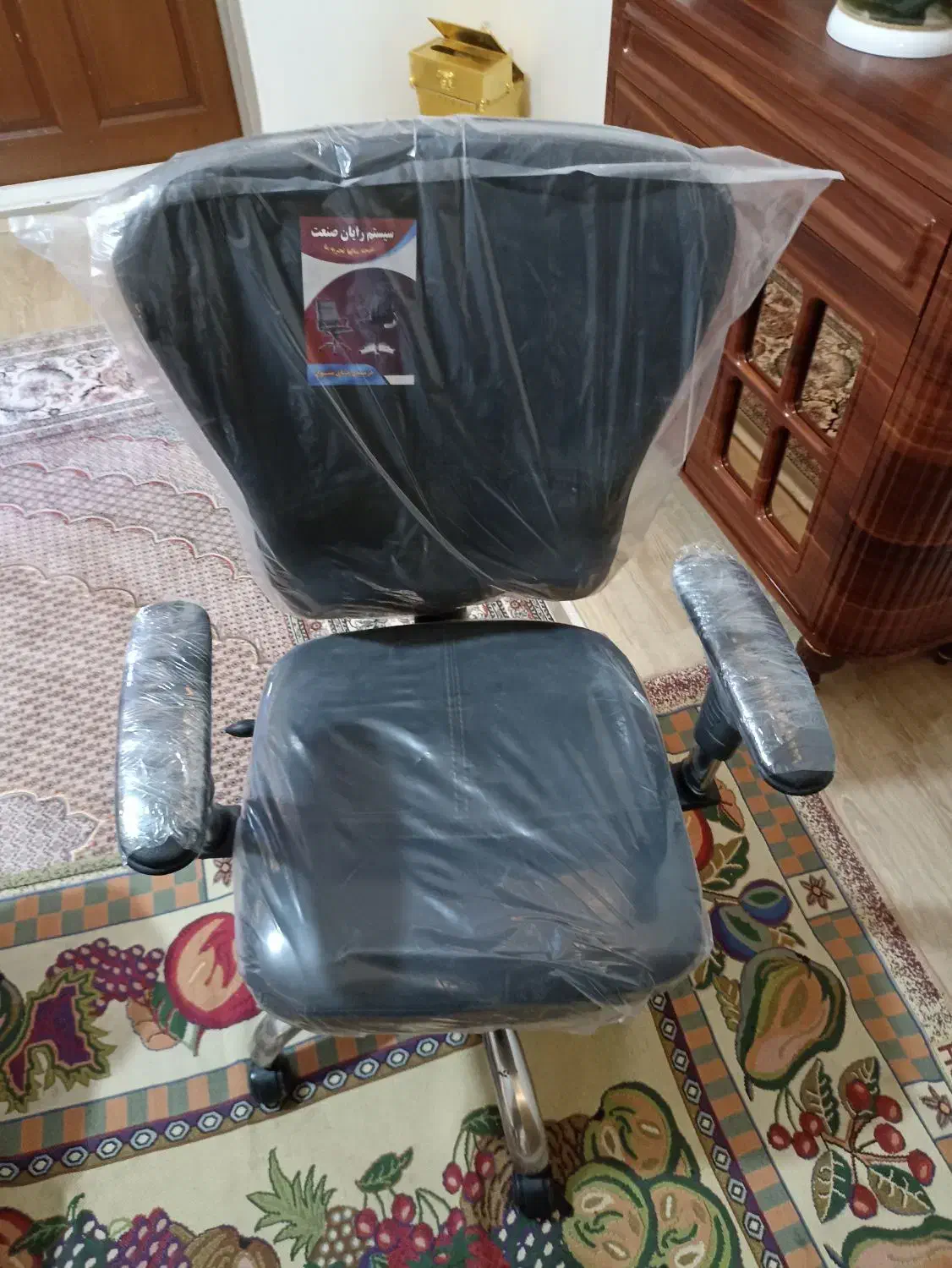 4 عدد صندلی کامپیوتر کاملاً سالم|صندلی و نیمکت|پاکدشت, حصار امیر|دیوار