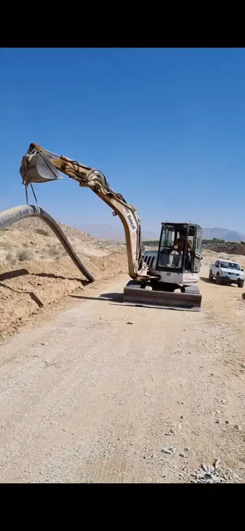 مینی بیل اجاره ای|خدمات پیشه و مهارت|شیراز, باغ تخت|دیوار