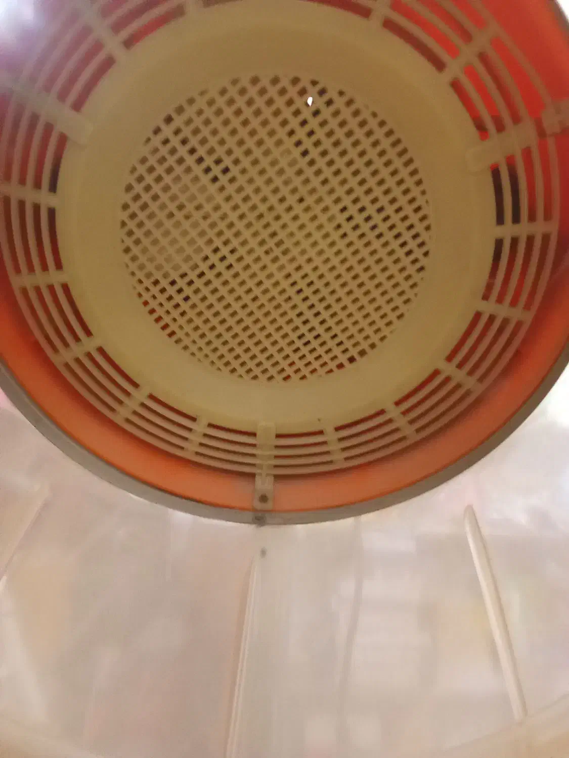 سشوار برای ارایشگاه و جارو برقی مجیکار شارژی|آرایشگاه و سالنهای زیبایی|گلپایگان, |دیوار