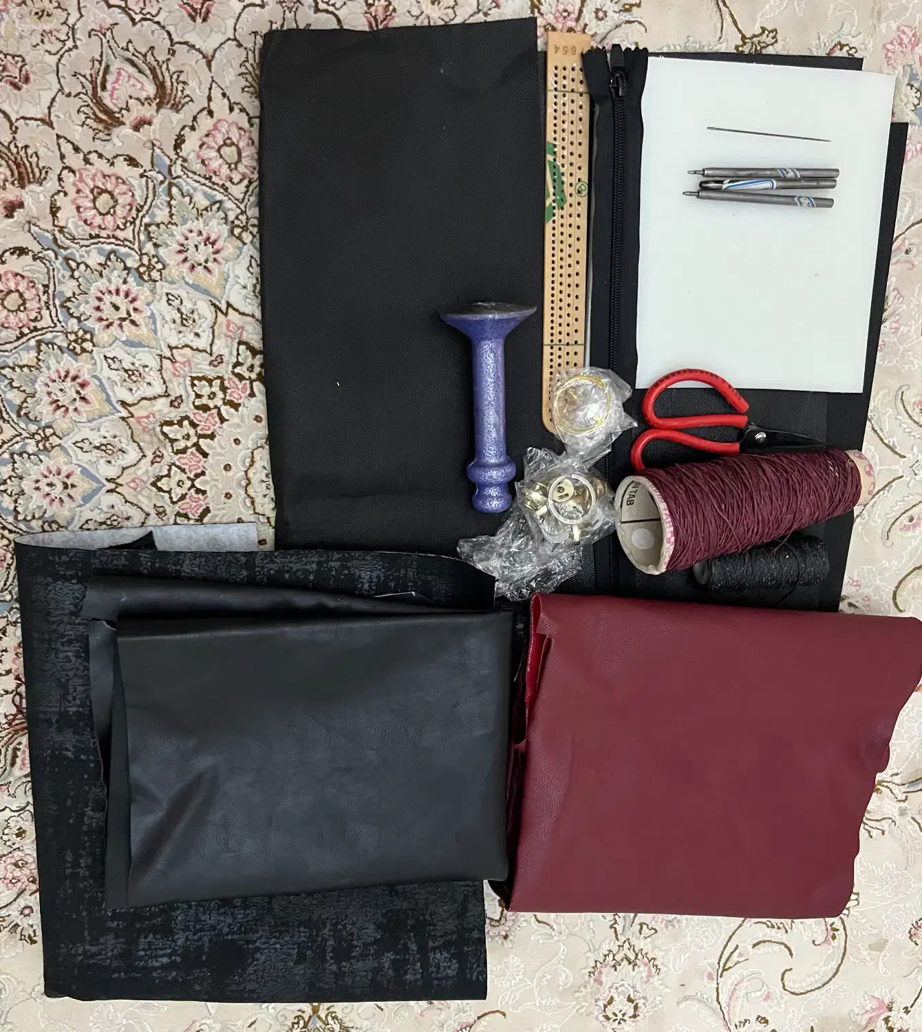 وسایل چرم دوزی|لوازم خیاطی و بافتنی|تهران, تهرانپارس غربی|دیوار