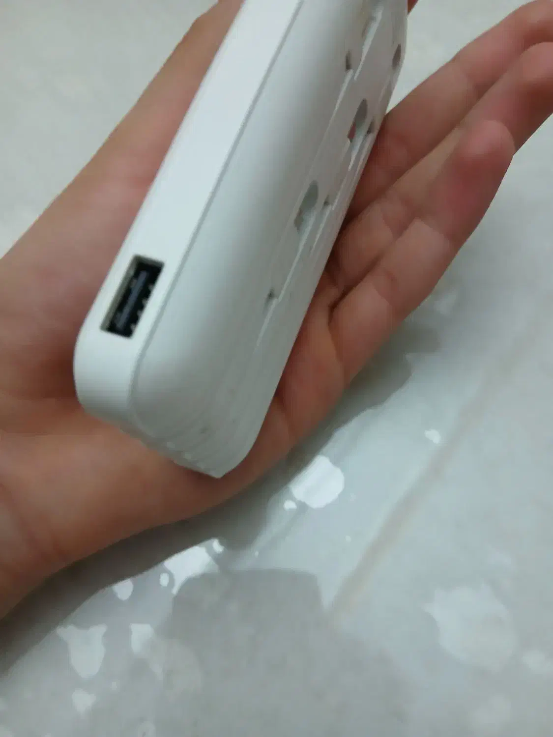 یک عدد پاور بانک 10000|کیف، کفش، کمربند|نسیم‌شهر, |دیوار