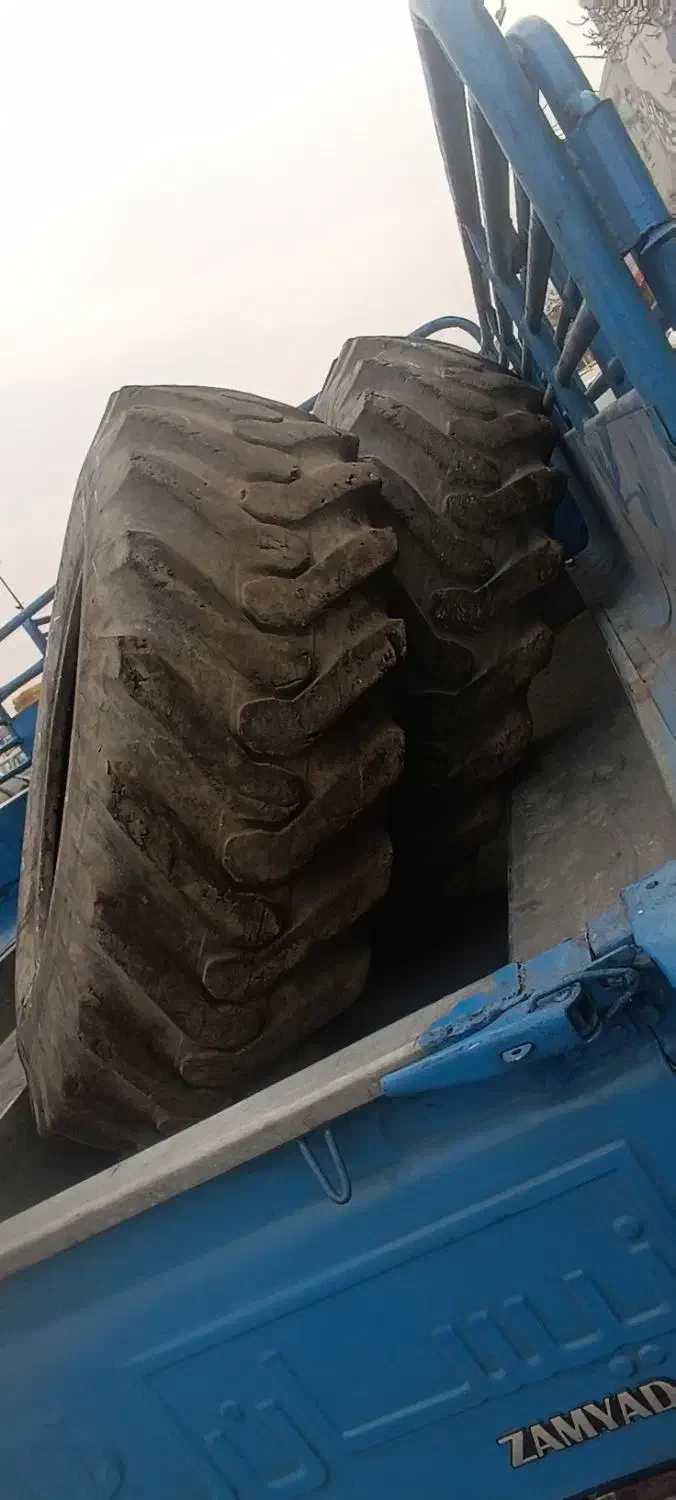 لاستیک بیل بکهو 16/9/28|قطعات یدکی و لوازم جانبی|تهران, ایرانشهر|دیوار