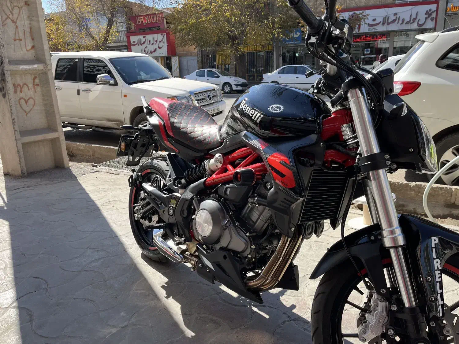 بنلی ۳۰۰ در حد صفر|موتورسیکلت|سیرجان, |دیوار