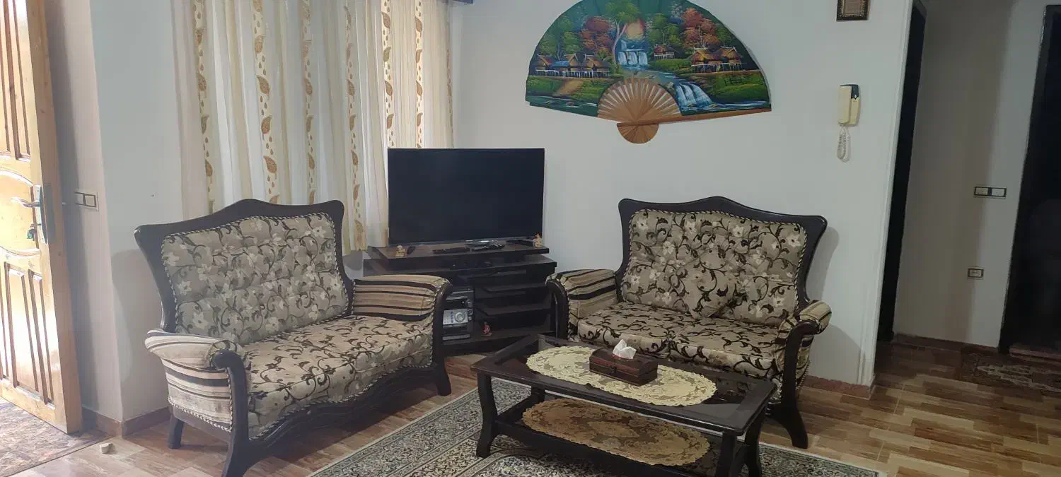 دو خواب حیاط دار طبقه همکف|اجارهٔ کوتاه‌مدت ویلا و باغ|رامسر, |دیوار