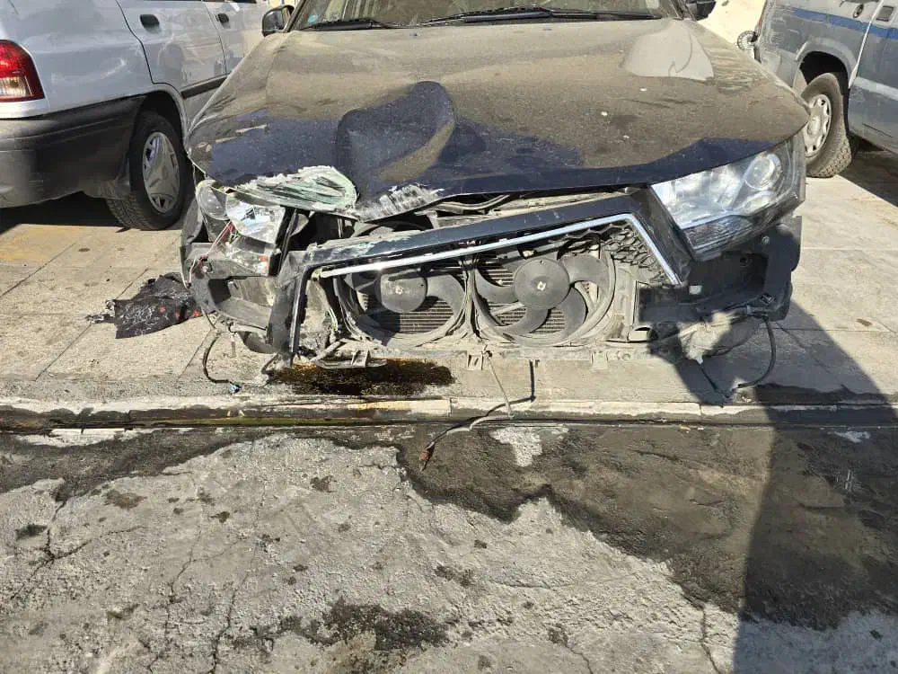 دنا مدل ۹۶ تصادفی کم کار|خودرو سواری و وانت|تهران, شهرآرا|دیوار