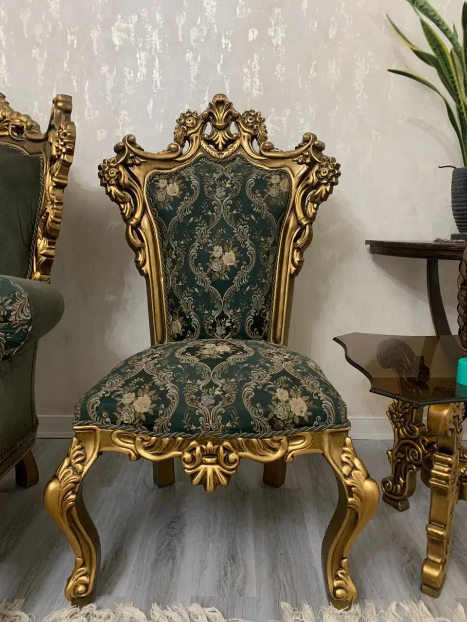 مبل ۹نفره|مبلمان خانگی و میز عسلی|فولادشهر, B6|دیوار