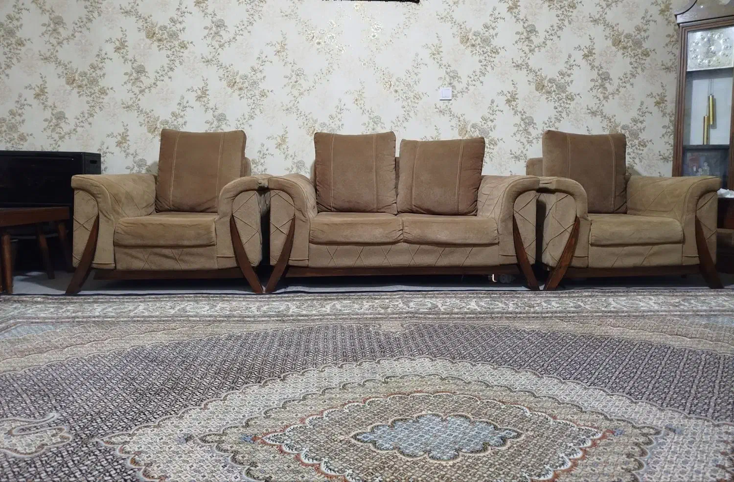 مبل هفت نفره|مبلمان خانگی و میز عسلی|پارسآباد, |دیوار