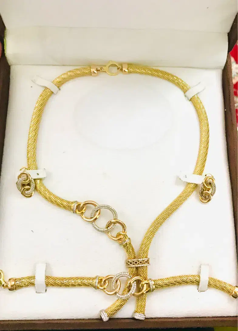 سرویس طلا 18 نو 66 گرم ۲۰۰ بالای تابلو|جواهرات|اهواز, کیانپارس |دیوار