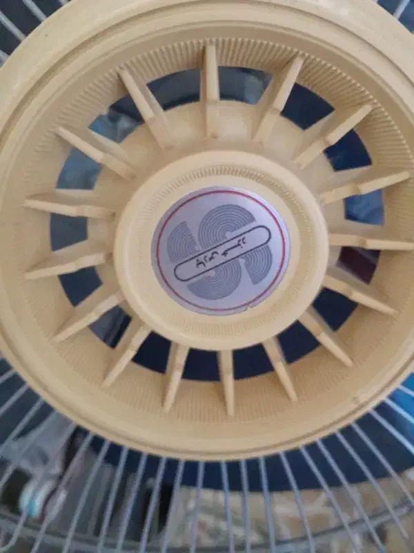 پنکه قدیمی پارس خزر نونو|پنکه و تصفیهکنندهٔ هوا|تبریز, |دیوار