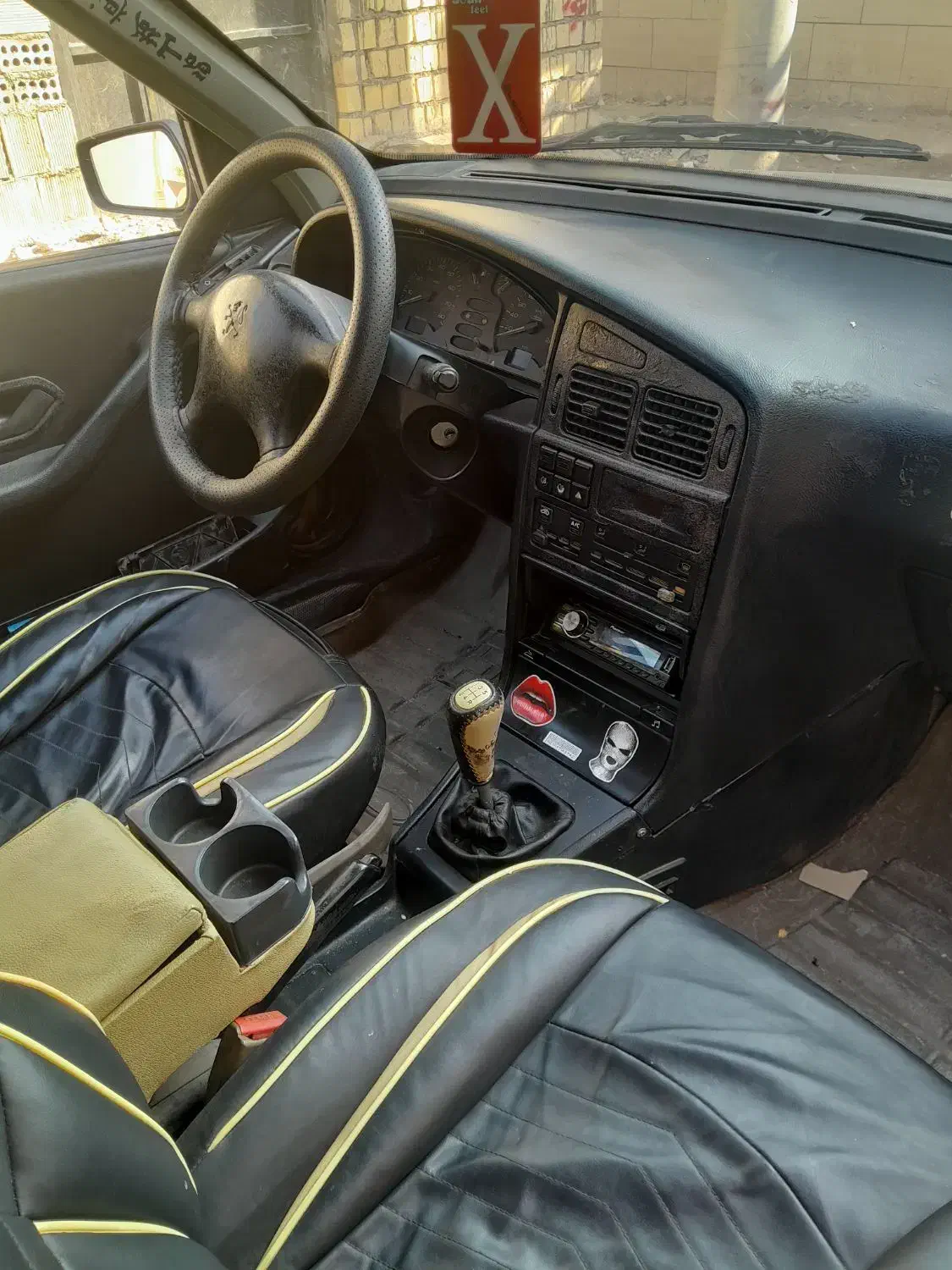 پژو ۴۰۵مشکی.|خودرو سواری و وانت|آبادان, |دیوار