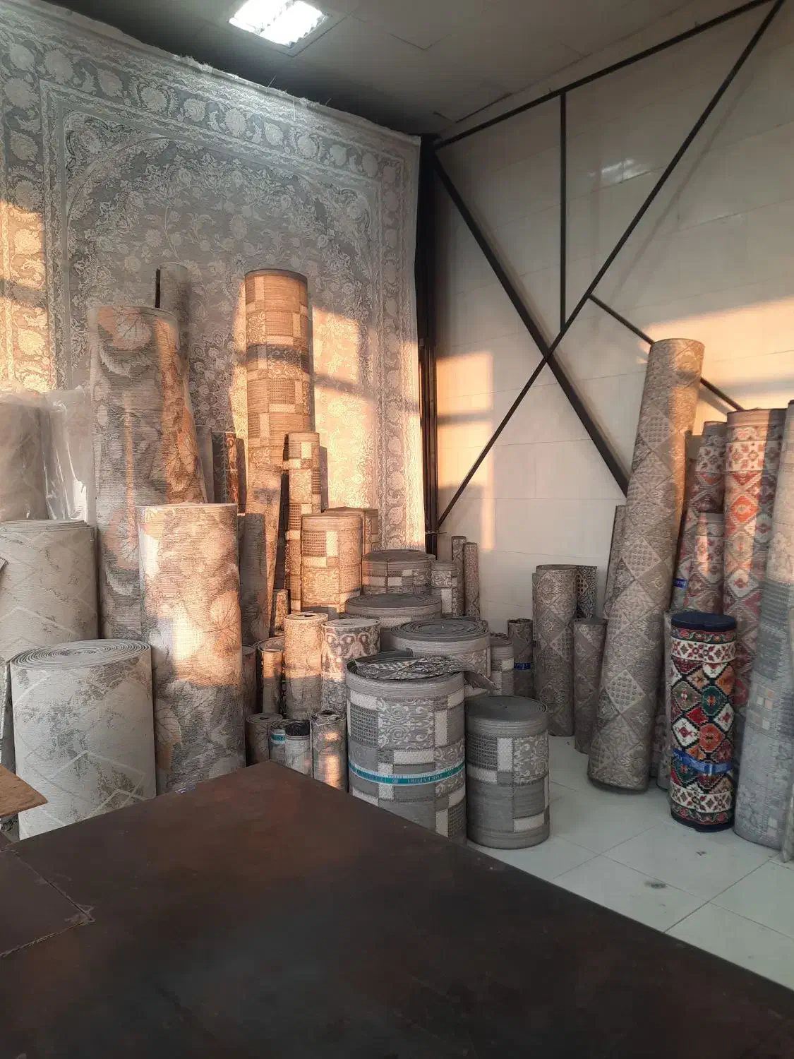 بورس کف پوش کاشان|فرش|کاشان, مزرعه نو|دیوار