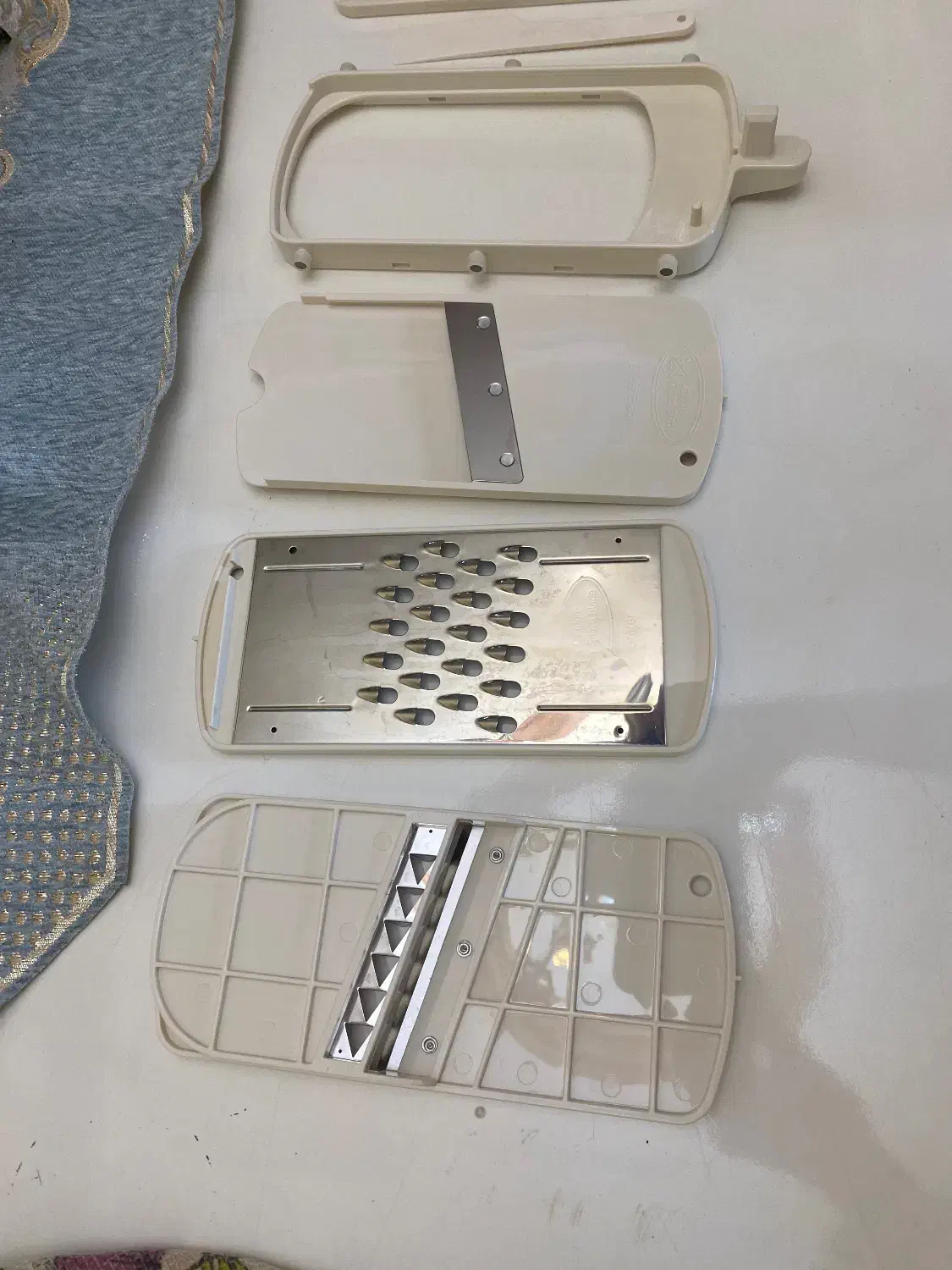 رنده برقی آرزوم|خردکن، آسیاب، غذاساز|رشت, چله خانه|دیوار