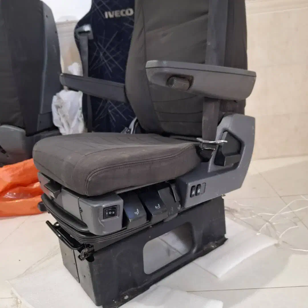 صندلی بادی اسکانیا|قطعات یدکی و لوازم جانبی|زرند, |دیوار