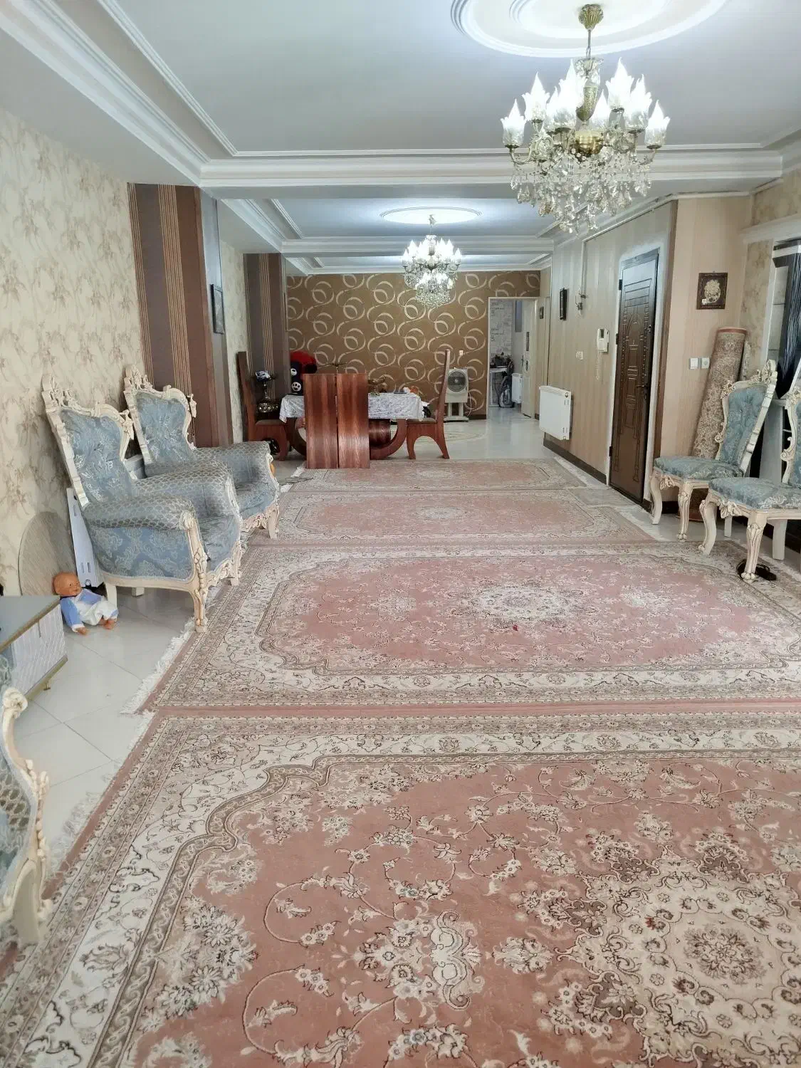 ۱۳۰ متر تک واحدی پارکینگ و آسانسور طبقه ۲|فروش آپارتمان|محمدشهر, سیدآباد|دیوار
