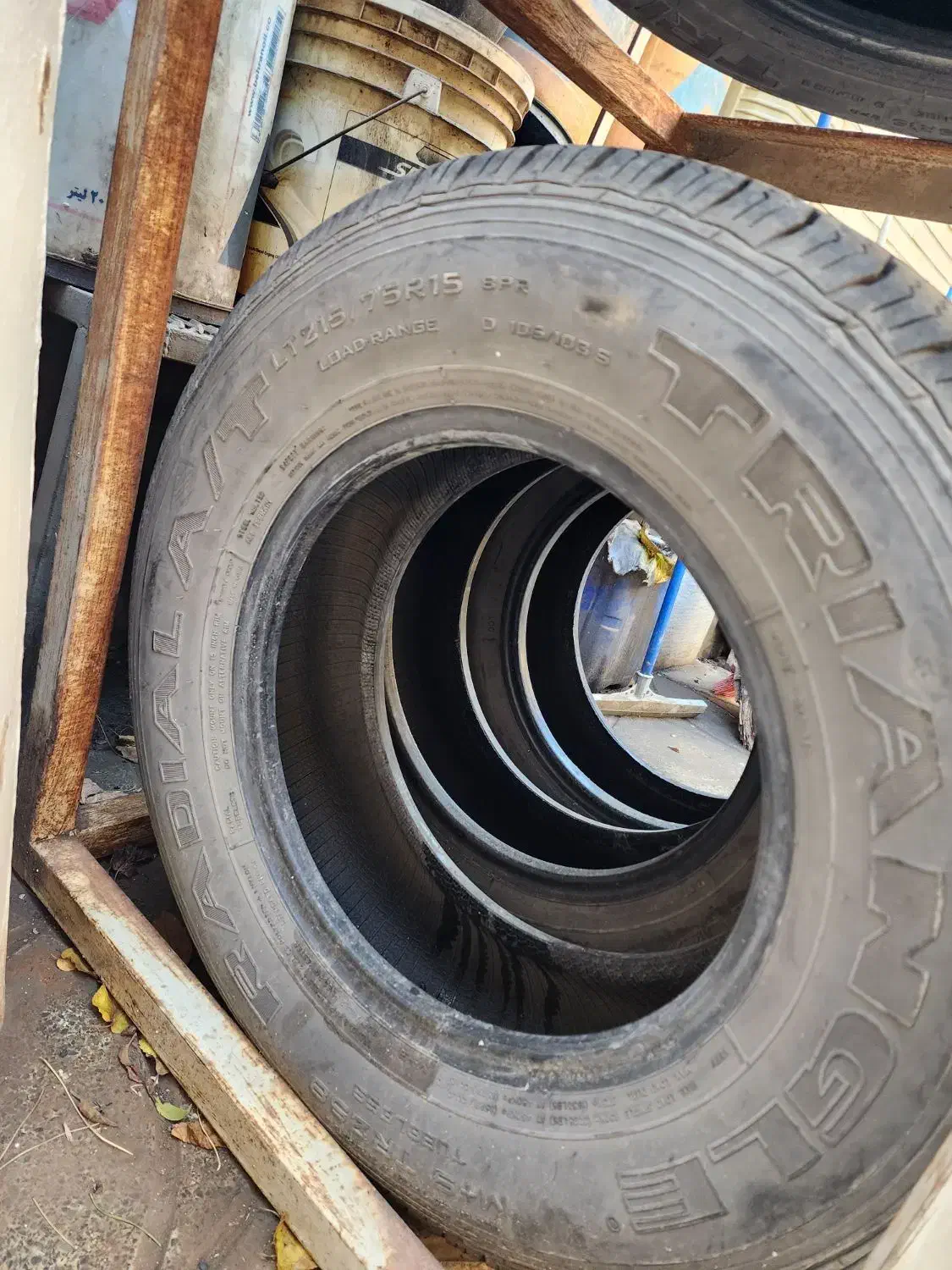 لاستیک ۲۱۵|قطعات یدکی و لوازم جانبی|اصفهان, کوجان|دیوار