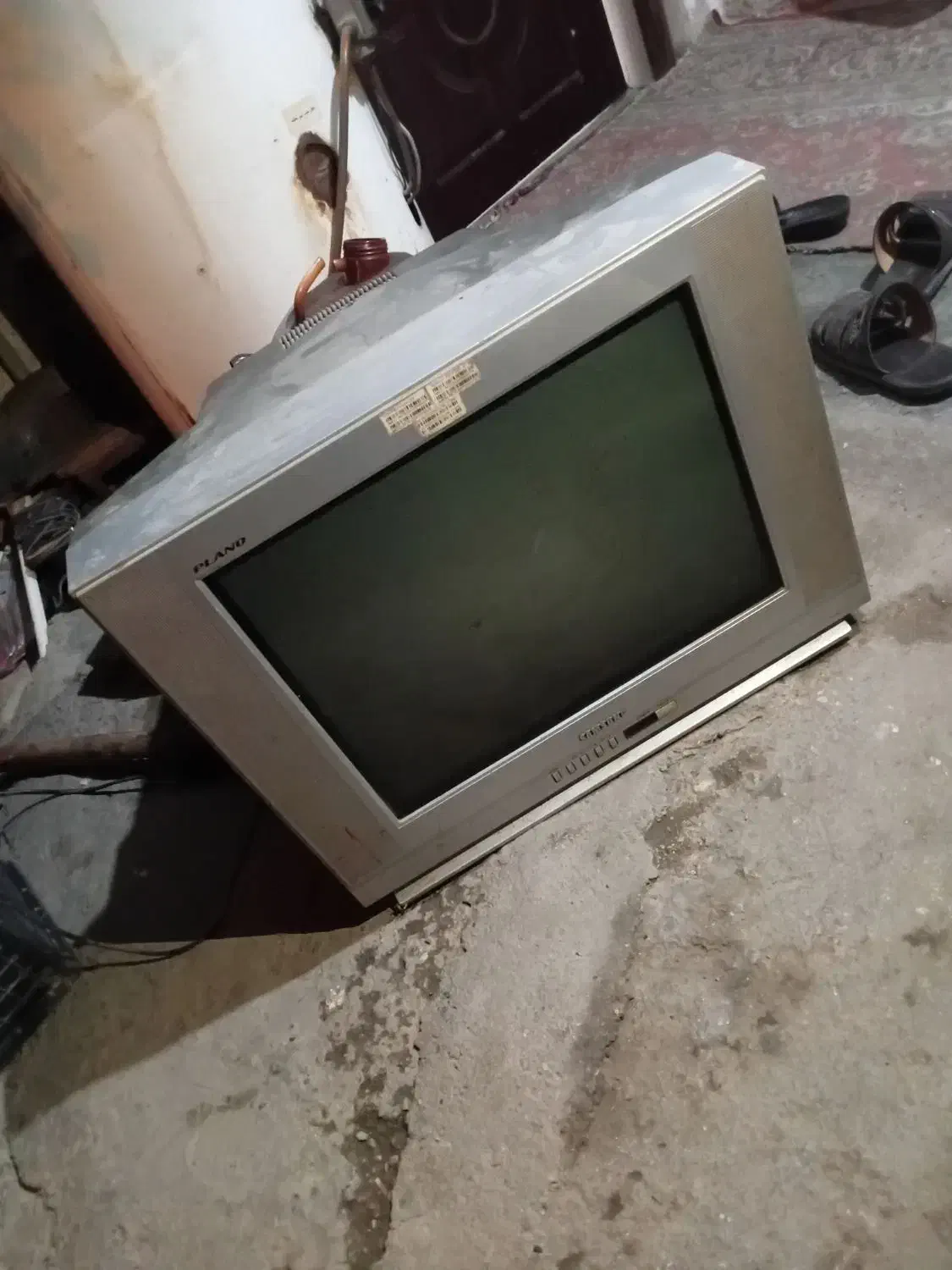 تلوزیون|تلویزیون و پروژکتور|خان ببین, |دیوار