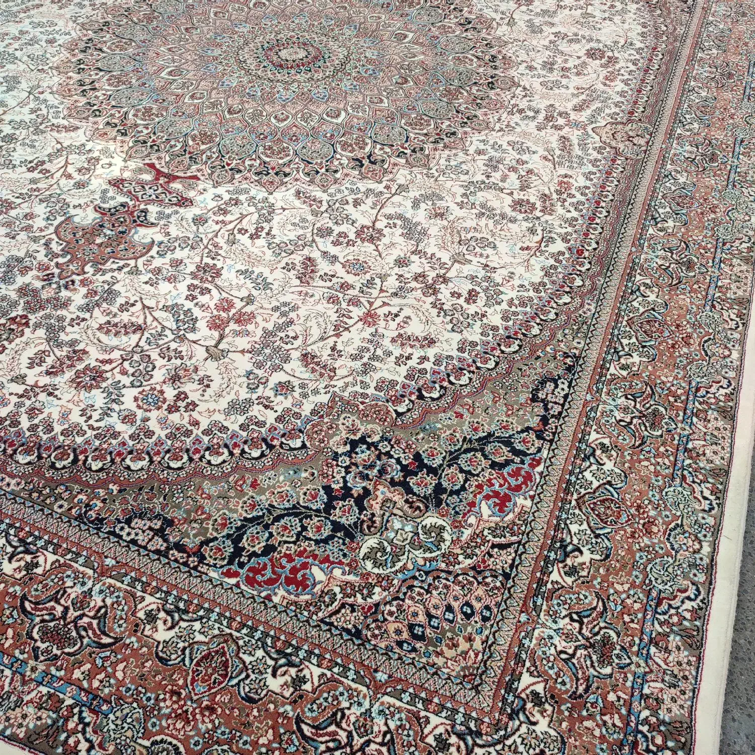 فرش ۱۲متری ۷۰۰شانه|فرش|آستانه اشرفیه, |دیوار