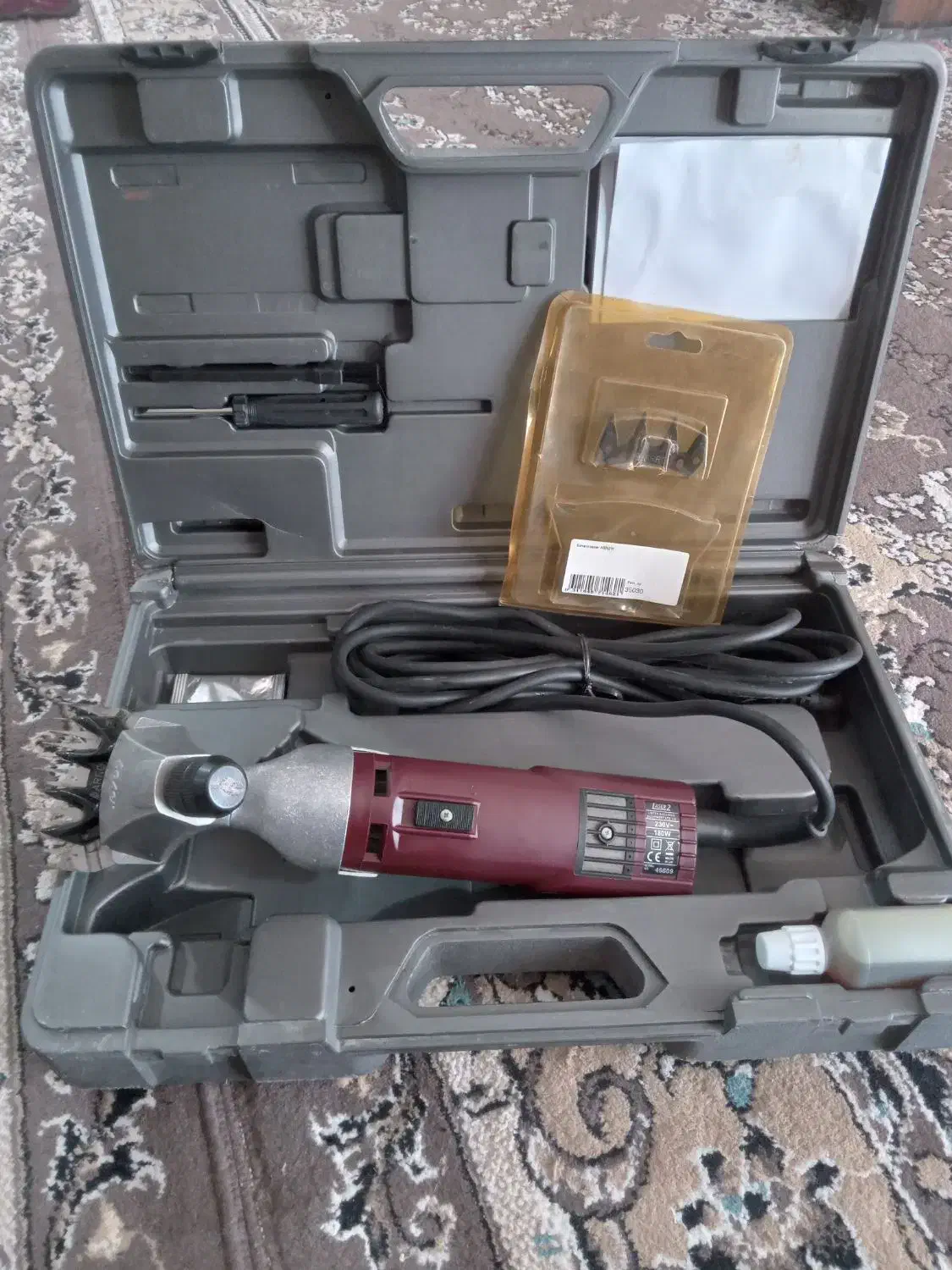 پشم چین گوسفندالمانی|ماشینآلات صنعتی|شبانکاره, |دیوار