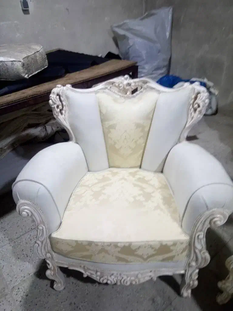 مبل کلاسیک 120تومن نخر فقط 50تومن|مبلمان خانگی و میز عسلی|جاجرود, |دیوار