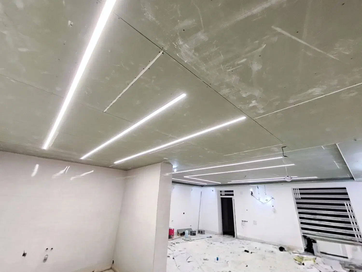 اجرای کناف و رنگ سریع حرفه ای|خدمات پیشه و مهارت|بندرعباس, |دیوار