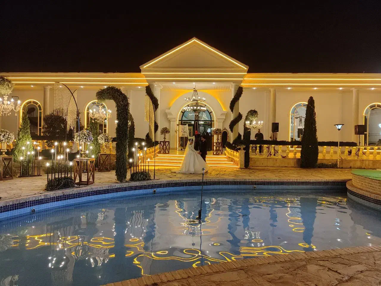 تالار عمارت باغ عروسی|خدمات پذیرایی، مراسم|محمدشهر, شهرک چمران|دیوار