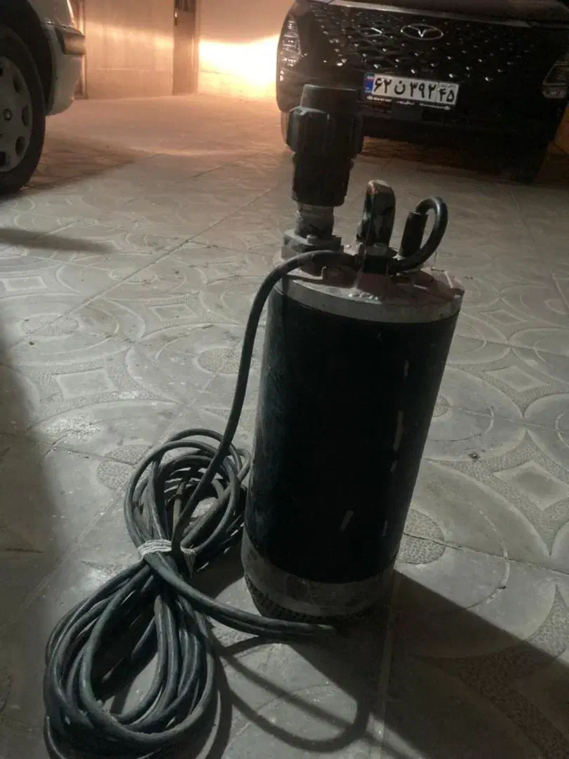 پمپ کف کش اسپیکو یک ماه کارکرددرحدنو قیمت۱۹میلیون|ماشینآلات صنعتی|کرمان, |دیوار