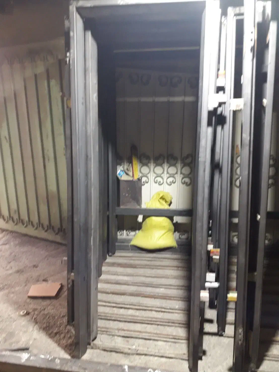 چارچوب فلزی فرانسوی|مصالح و تجهیزات ساختمان|اصفهان, شهرک کوثر|دیوار