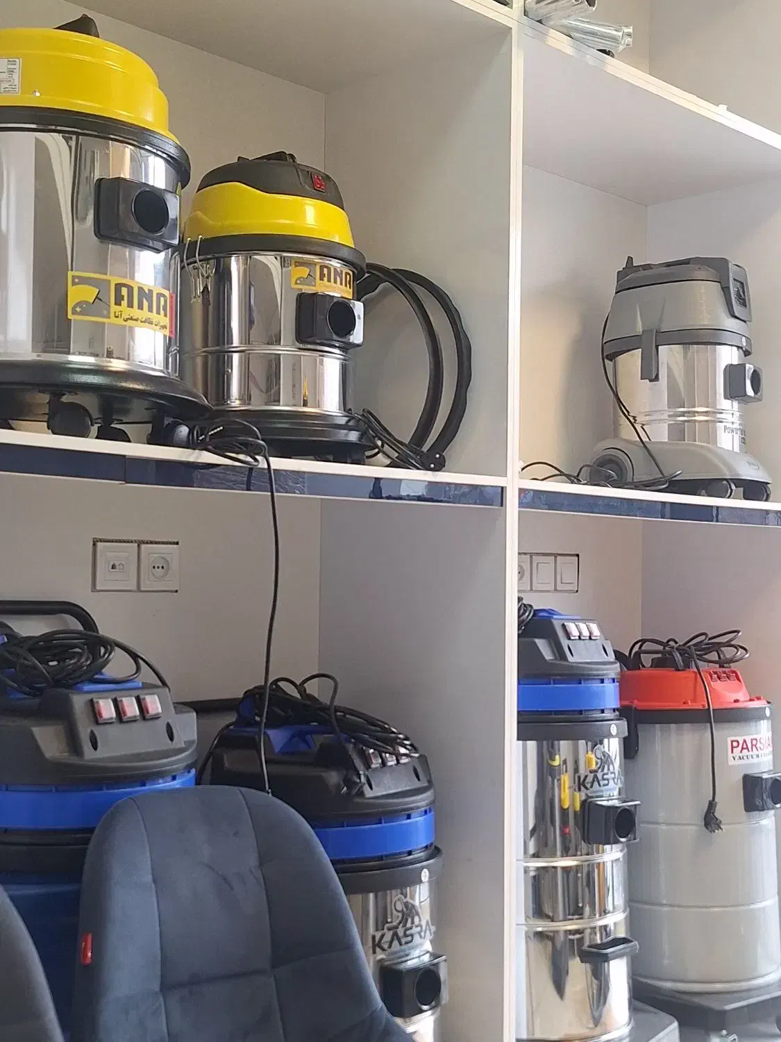 جارو برقی صنعتی آب و خاک|ماشین‌آلات صنعتی|تبریز, |دیوار