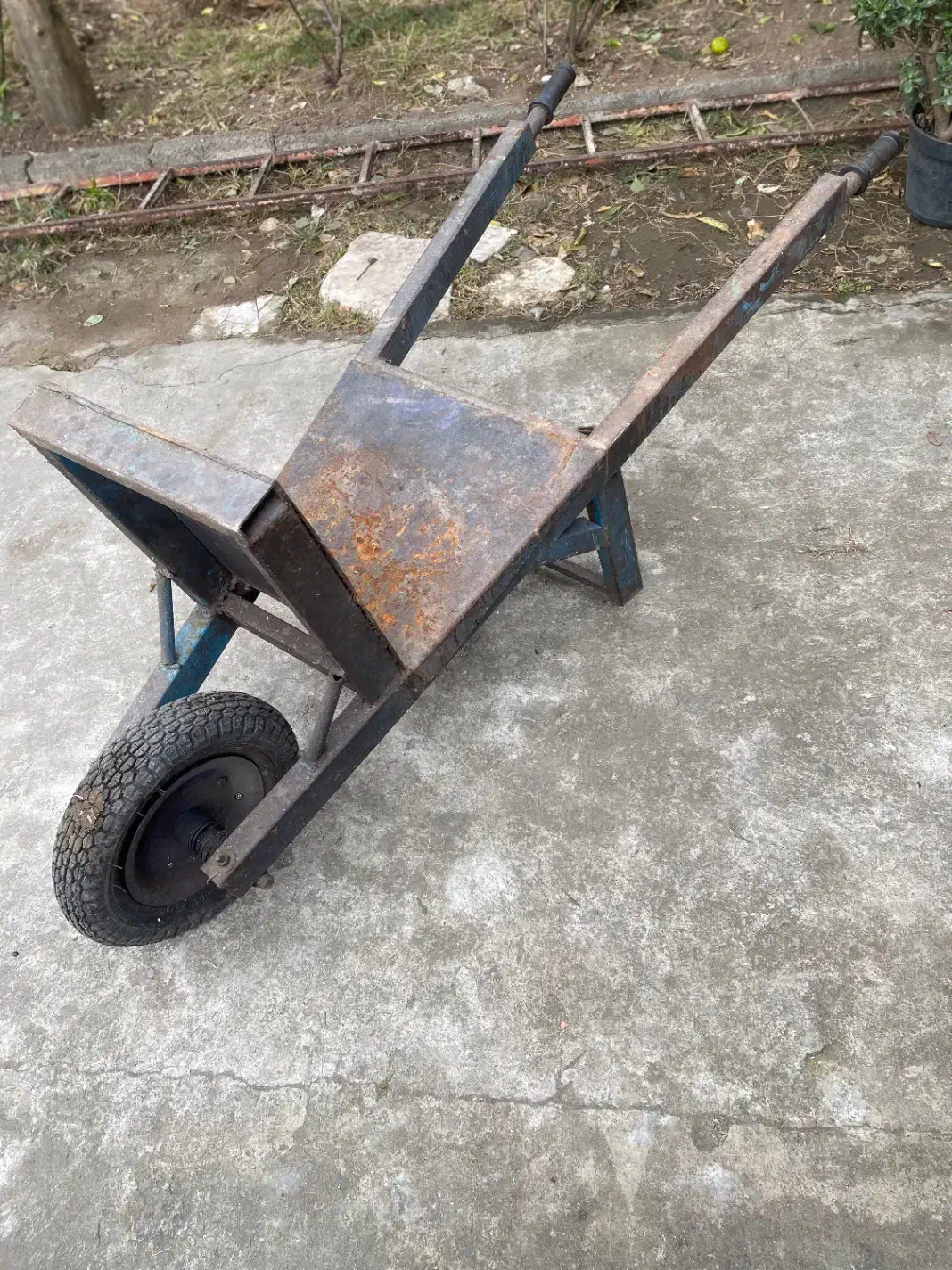 فرغون|ابزارآلات|تالش, هشتپر|دیوار