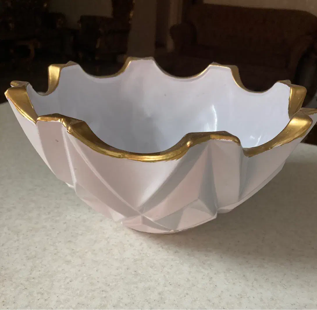 پایه کریستال و ظرف میوه خوری یا گلدون|ظروف سرو و پذیرایی|قم, انسجام|دیوار